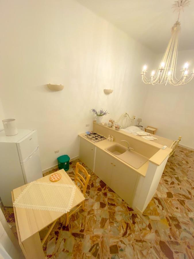La Casa di Nonna Sisina Villa Mola di Bari Eksteriør billede